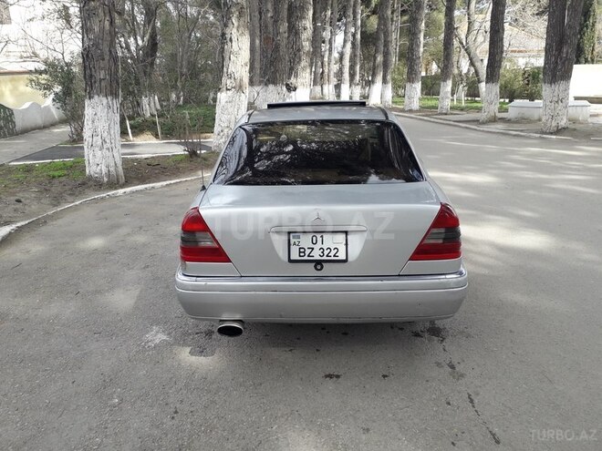 Mercedes C 220 1994, 230,000 km - 1.8 l - Sumqayıt