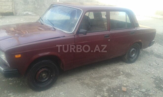 LADA (VAZ) 2107 1983, 40,000 km - 1.6 л - Yevlax