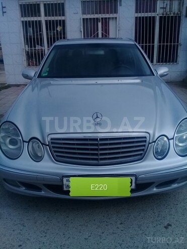 Mercedes E 220 2003, 2,784,512 km - 2.2 l - Bakı