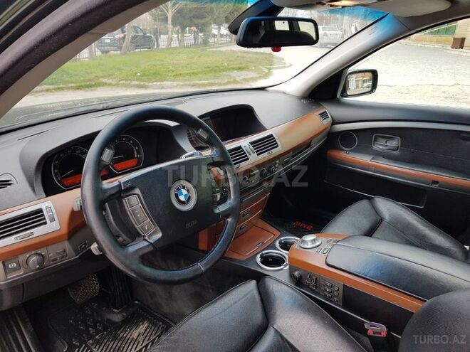 BMW 745 2004, 152,000 km - 4.4 l - Xırdalan