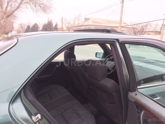 Mercedes C 200 1994, 213,000 km - 2.0 л - Sumqayıt