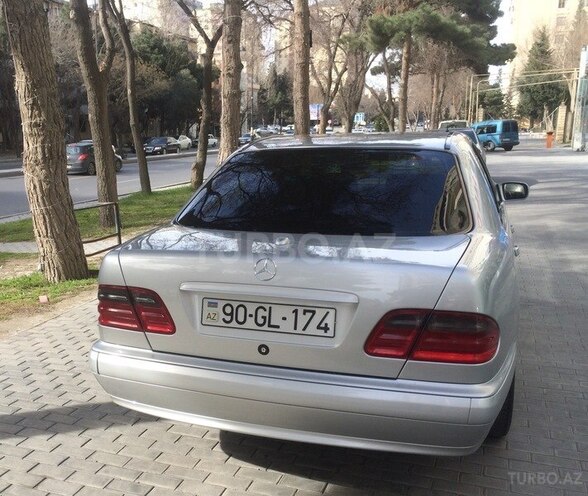 Mercedes E 200 2000, 215,400 km - 2.0 l - Bakı