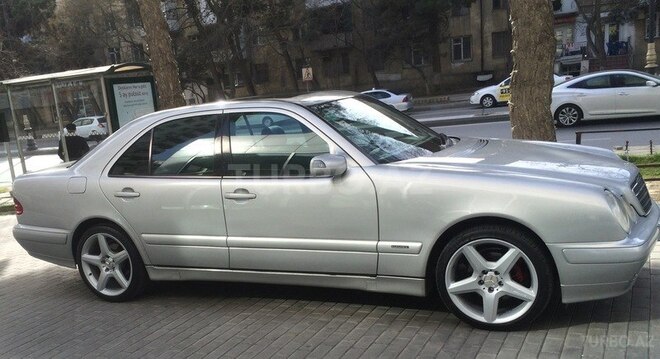 Mercedes E 200 2000, 215,400 km - 2.0 l - Bakı