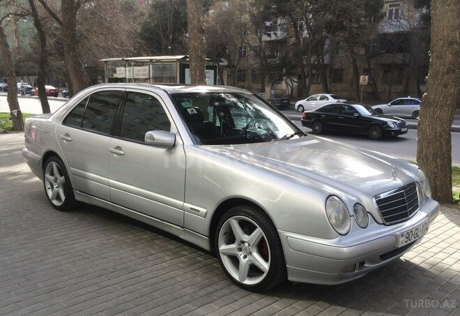Mercedes E 200 2000, 215,400 km - 2.0 l - Bakı