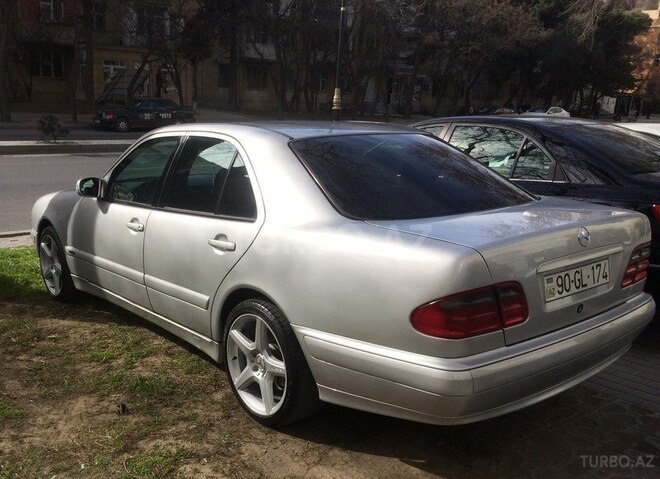 Mercedes E 200 2000, 215,400 km - 2.0 l - Bakı
