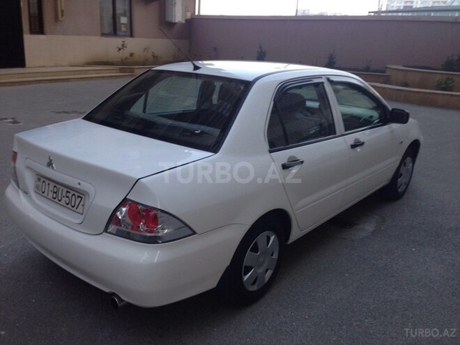 Mitsubishi Lancer 2007, 270,000 km - 1.3 l - Bakı