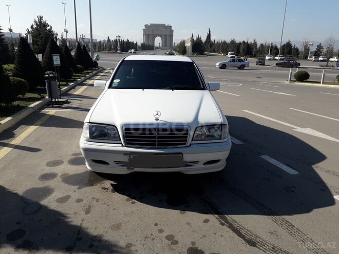Mercedes C 240 1998, 147,000 km - 2.4 l - Gəncə