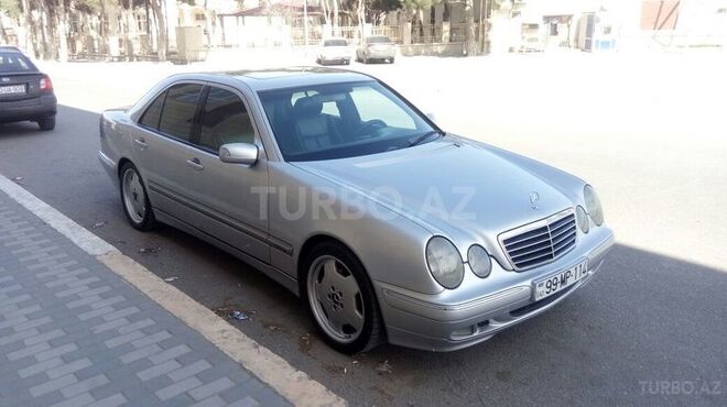 Mercedes E 280 1999, 321,376 km - 2.8 l - Bakı