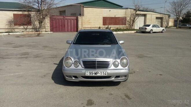 Mercedes E 280 1999, 321,376 km - 2.8 l - Bakı