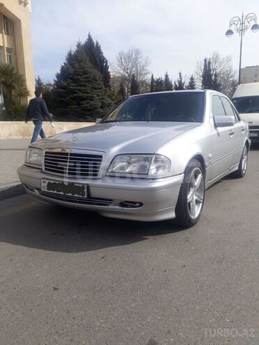 Mercedes C 240 1997, 333,000 km - 2.4 l - Bakı