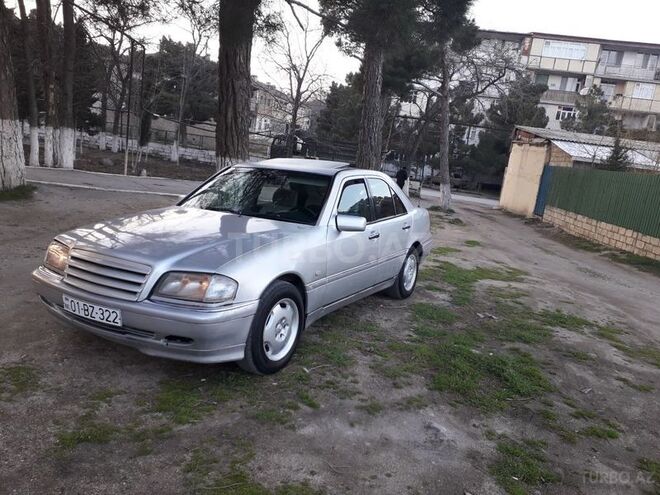 Mercedes C 220 1993, 23,400 km - 2.2 l - Sumqayıt