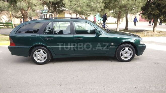 Mercedes C 220 2000, 450,000 km - 2.2 l - Bakı
