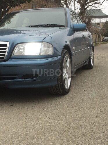Mercedes C 200 1999, 190,000 km - 2.0 l - Gəncə