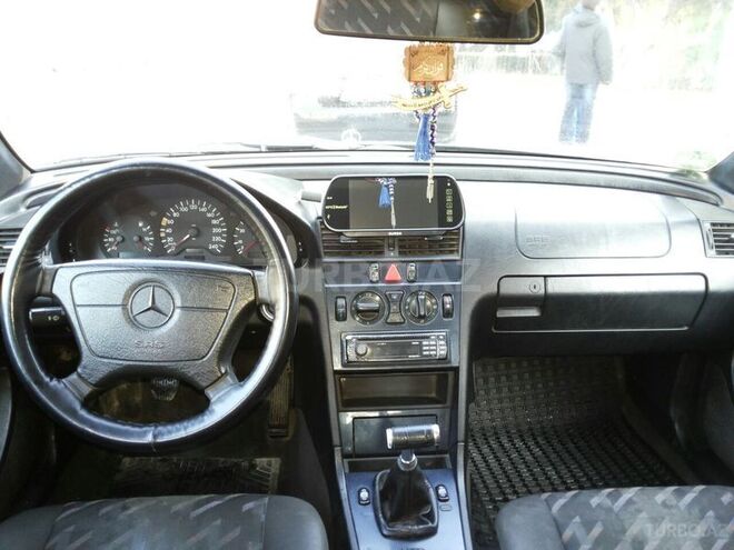 Mercedes C 180 1998, 328,000 km - 1.8 l - Bakı