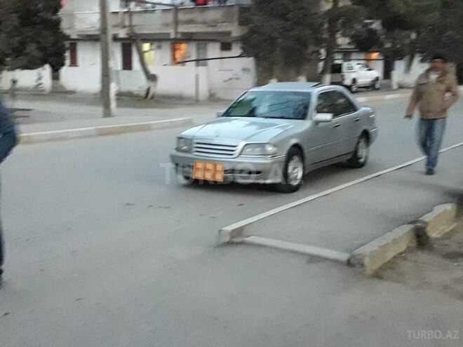 Mercedes C 220 1994, 286,000 km - 2.2 l - Bakı