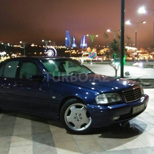 Mercedes C 200 1999, 210,000 km - 2.0 l - Bakı