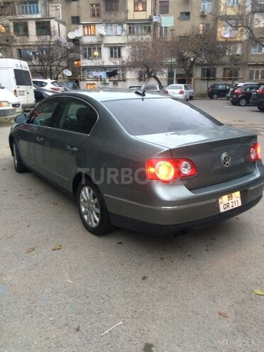 Volkswagen Passat 2005, 223,000 km - 1.7 л - Bakı