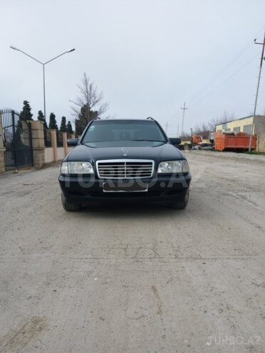Mercedes C 220 2000, 384,000 km - 2.2 l - Bakı