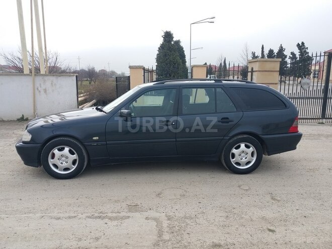 Mercedes C 220 2000, 384,000 km - 2.2 l - Bakı