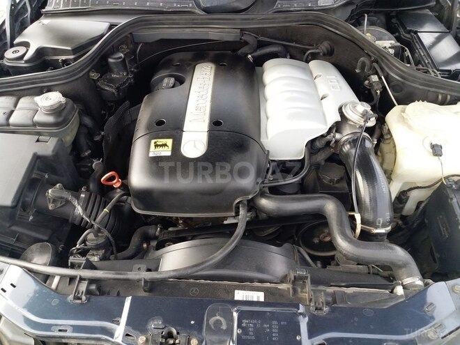 Mercedes C 220 2000, 384,000 km - 2.2 l - Bakı
