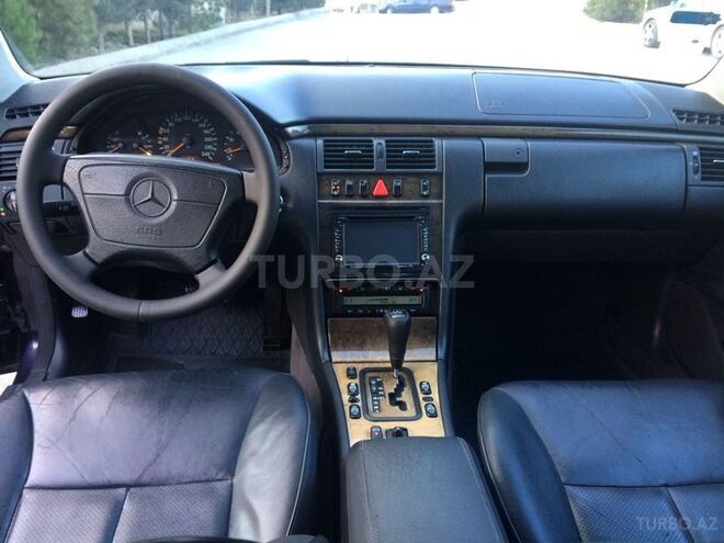 Mercedes E 240 1998, 322,000 km - 2.4 l - Bakı