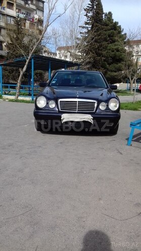 Mercedes E 240 1998, 322,000 km - 2.4 l - Bakı