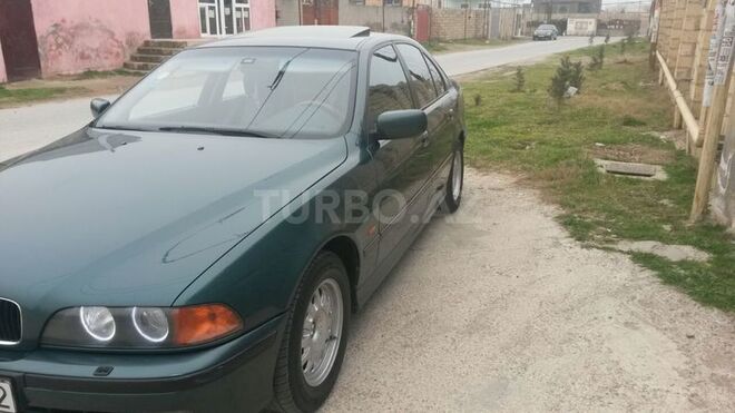 BMW 528 1996, 200,000 km - 2.8 л - Sumqayıt