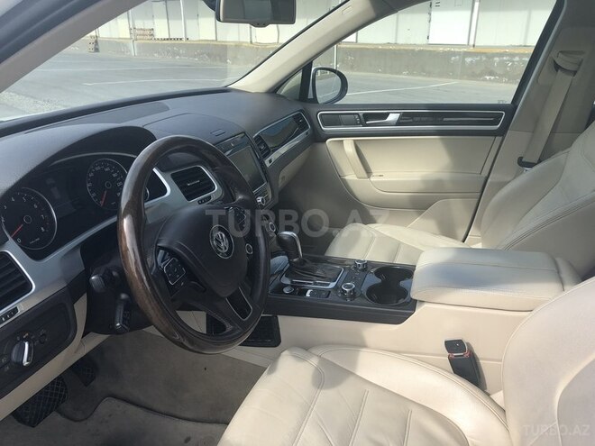 Volkswagen Touareg 2011, 170,000 km - 3.6 l - Bakı