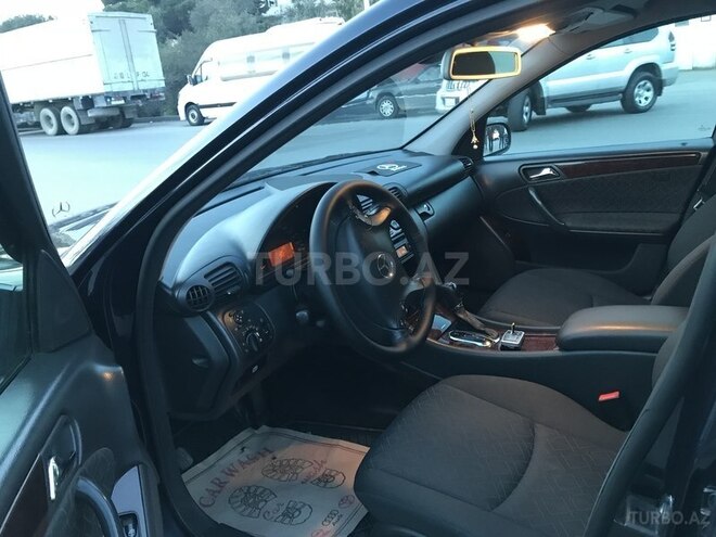 Mercedes C 240 2000, 234,000 km - 2.6 l - Bakı