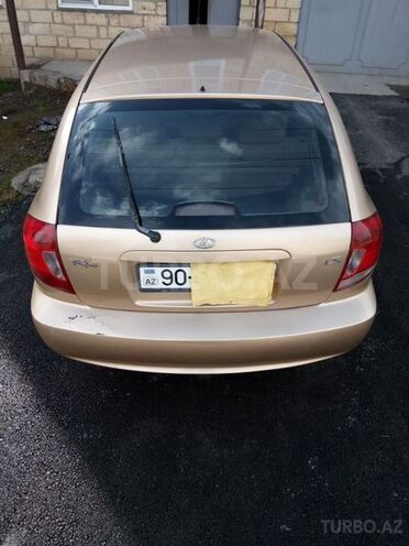Kia Rio 2004, 198,000 km - 1.5 l - Quba