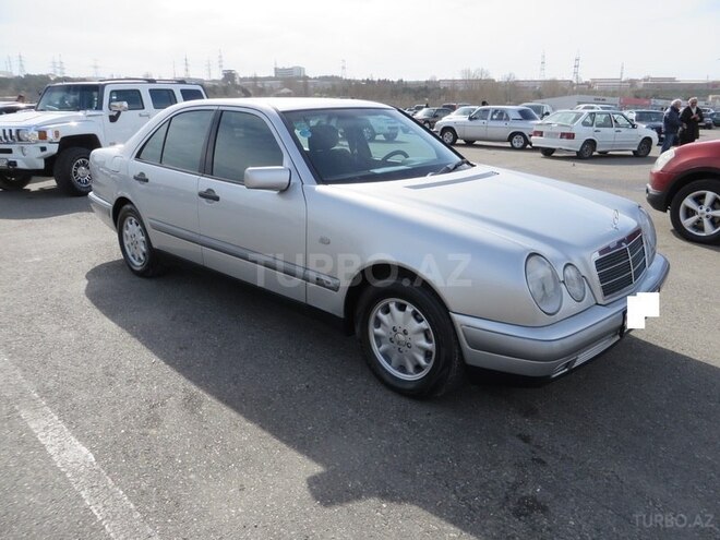 Mercedes E 240 1998, 180,000 km - 2.4 l - Bakı