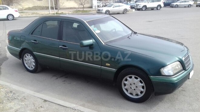 Mercedes C 200 1994, 215,000 km - 2.0 л - Sumqayıt