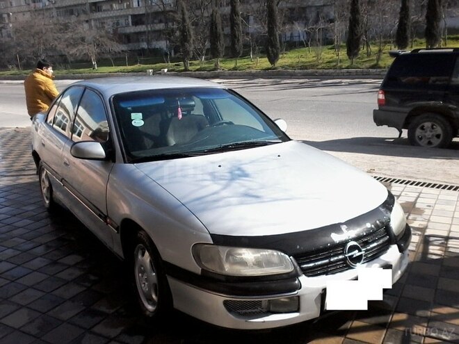 Opel Omega 1996, 215,000 km - 2.0 l - Bakı