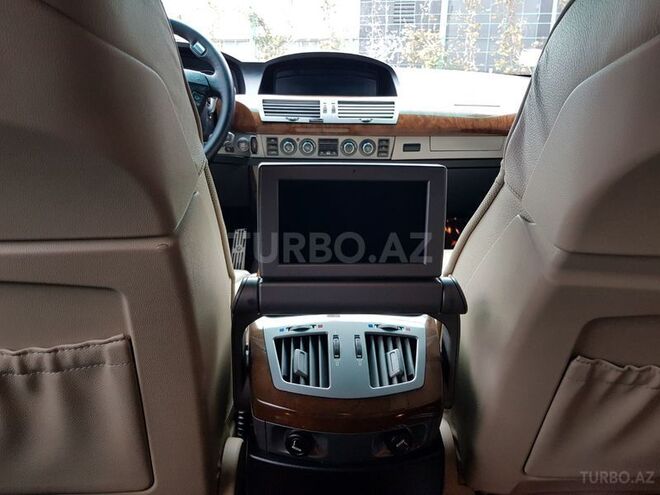 BMW 750 2007, 129,000 km - 5.0 л - Bakı