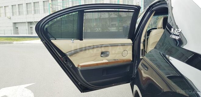 BMW 750 2007, 129,000 km - 5.0 л - Bakı