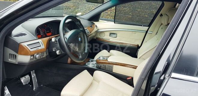 BMW 750 2007, 129,000 km - 5.0 л - Bakı