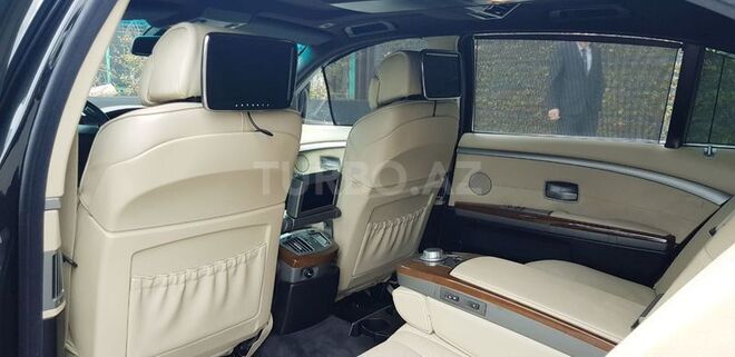 BMW 750 2007, 129,000 km - 5.0 л - Bakı