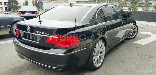 BMW 750 2007, 129,000 km - 5.0 л - Bakı