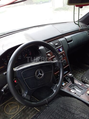 Mercedes E 200 1996, 480,000 km - 2.0 l - Bakı