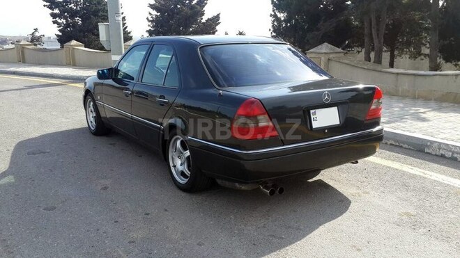Mercedes C 220 1995, 342,000 km - 2.2 l - Bakı