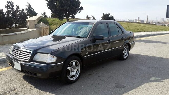 Mercedes C 220 1995, 342,000 km - 2.2 l - Bakı