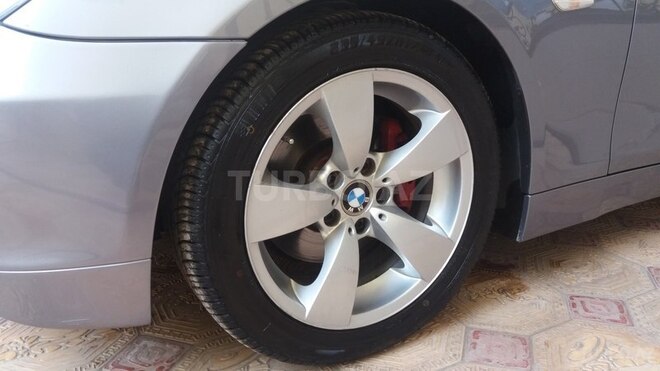 BMW 530 2005, 147,000 km - 3.0 l - Gəncə