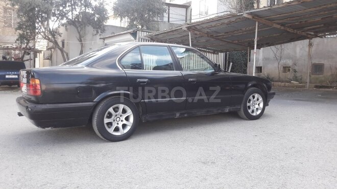 BMW 525 1989, 445,000 km - 2.5 l - Bakı