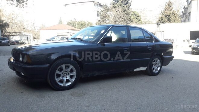 BMW 525 1989, 445,000 km - 2.5 l - Bakı
