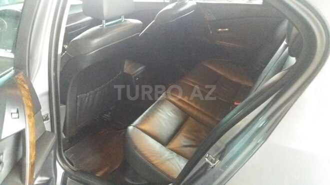 BMW 525 2005, 147,100 km - 3.0 l - Samux