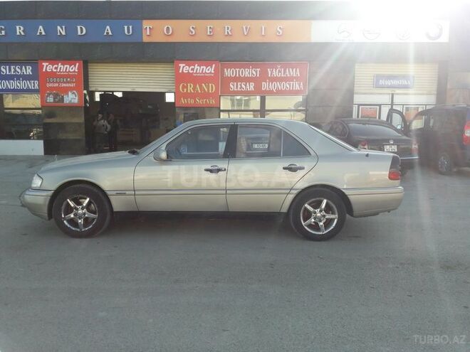 Mercedes C 200 1994, 221,000 km - 2.0 l - Xırdalan