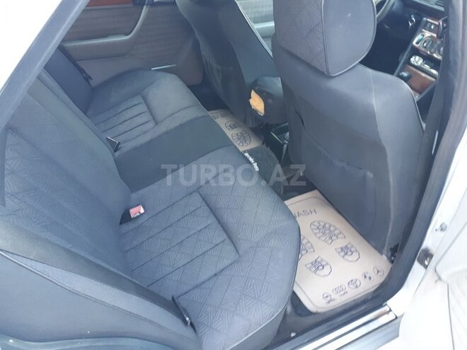 Mercedes E 220 1993, 382,150 km - 2.2 л - Bakı