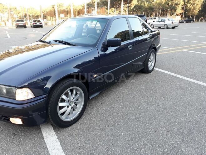 BMW 316 1995, 240,000 km - 1.6 l - Sumqayıt