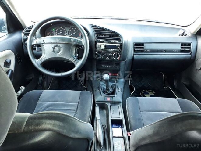 BMW 316 1995, 240,000 km - 1.6 l - Sumqayıt