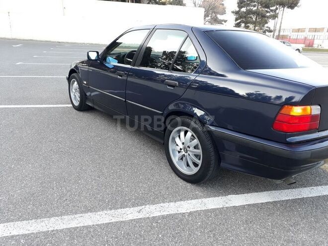 BMW 316 1995, 240,000 km - 1.6 l - Sumqayıt
